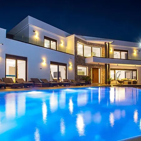 빌라 Indira Kalithies