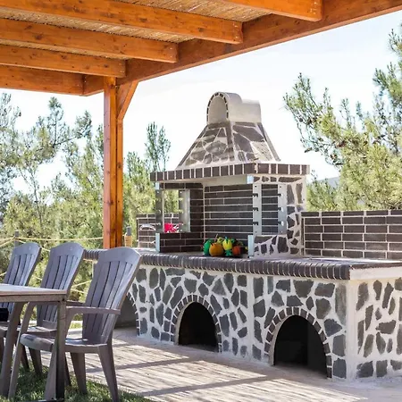 Villa Indira Kalithies